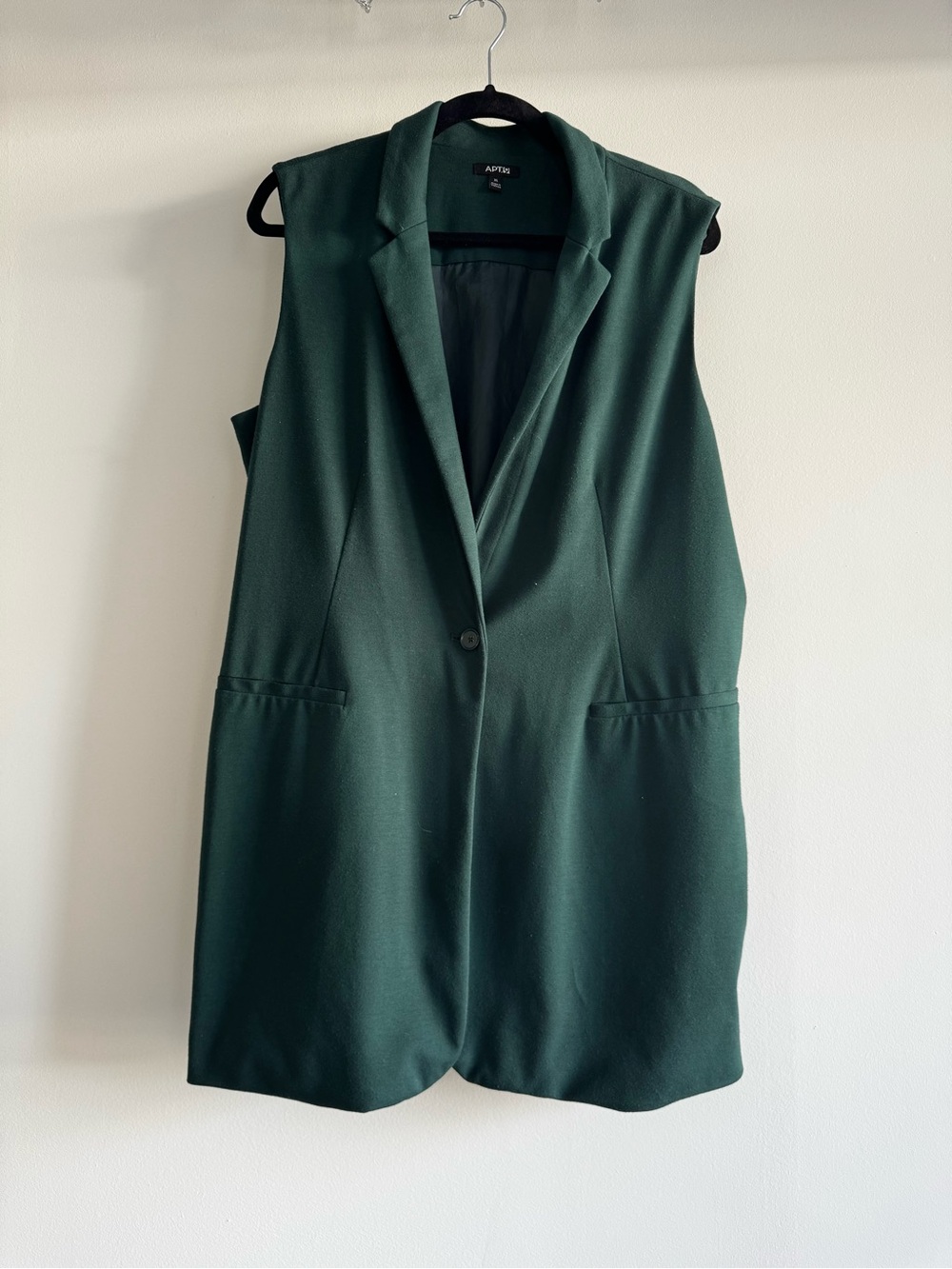 Apt. 9 Dark Green Sleeveless Blazer Vest